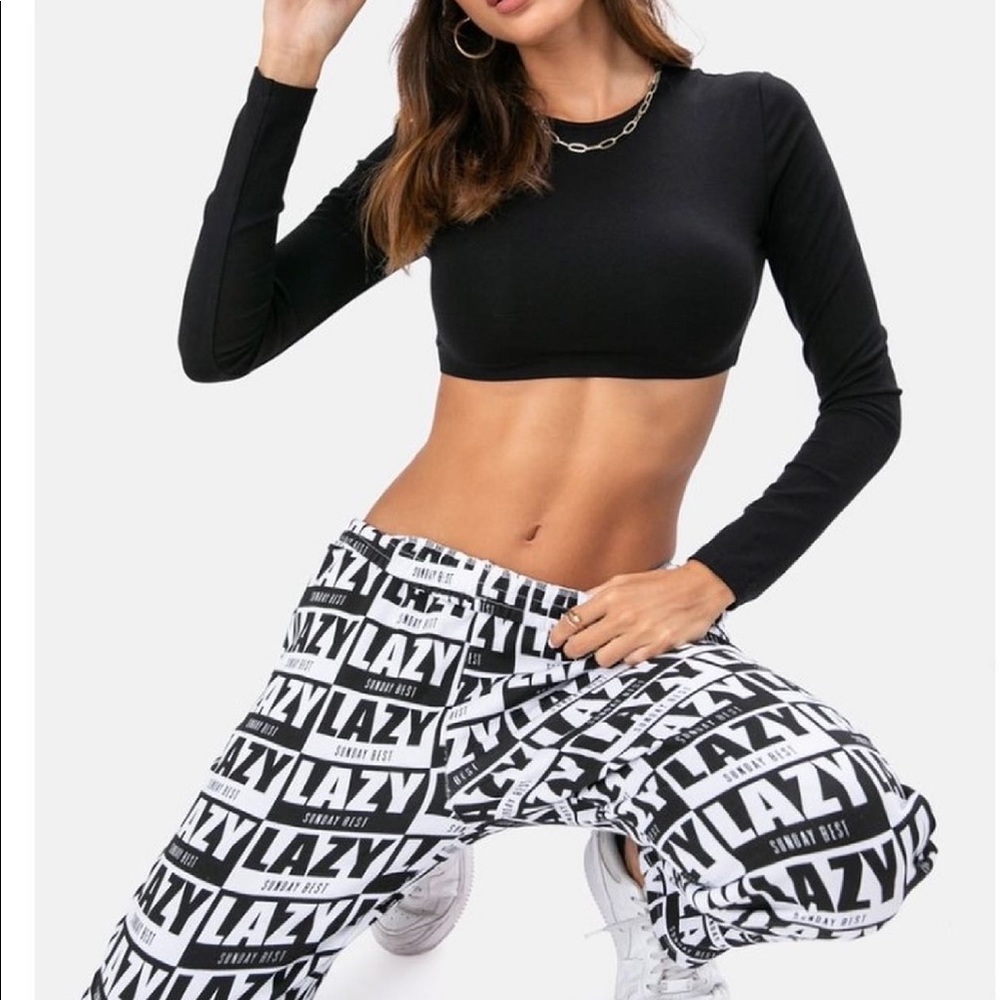 Adika black cropped long sleeve